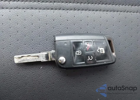 2015 Volkswagen Golf Tsi S 4-Door из США, поврежденный, VIN 3VW217AUXFM019819